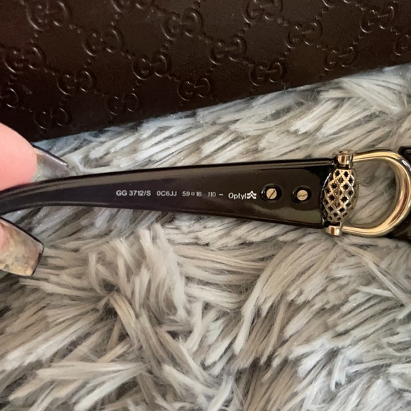 🌸Authentic Gucci Acetate Sunglasses🌸 - Picture 2 of 9